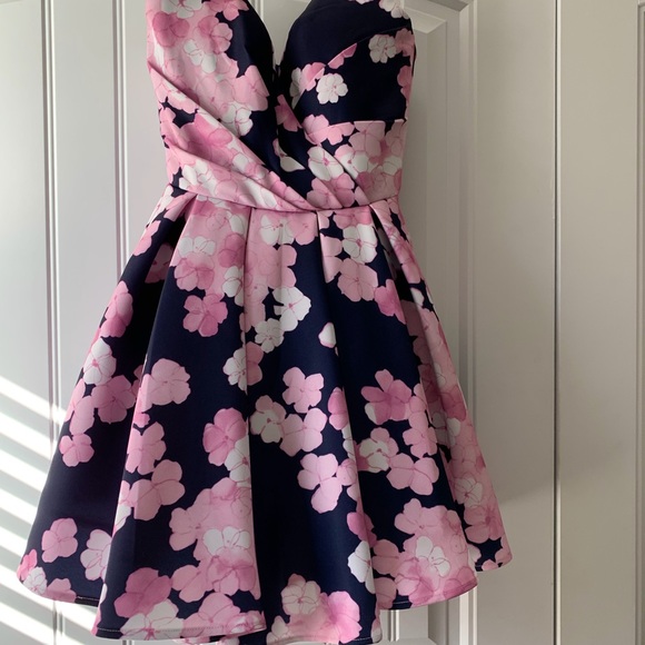 Cocktail dress - Picture 3 of 6